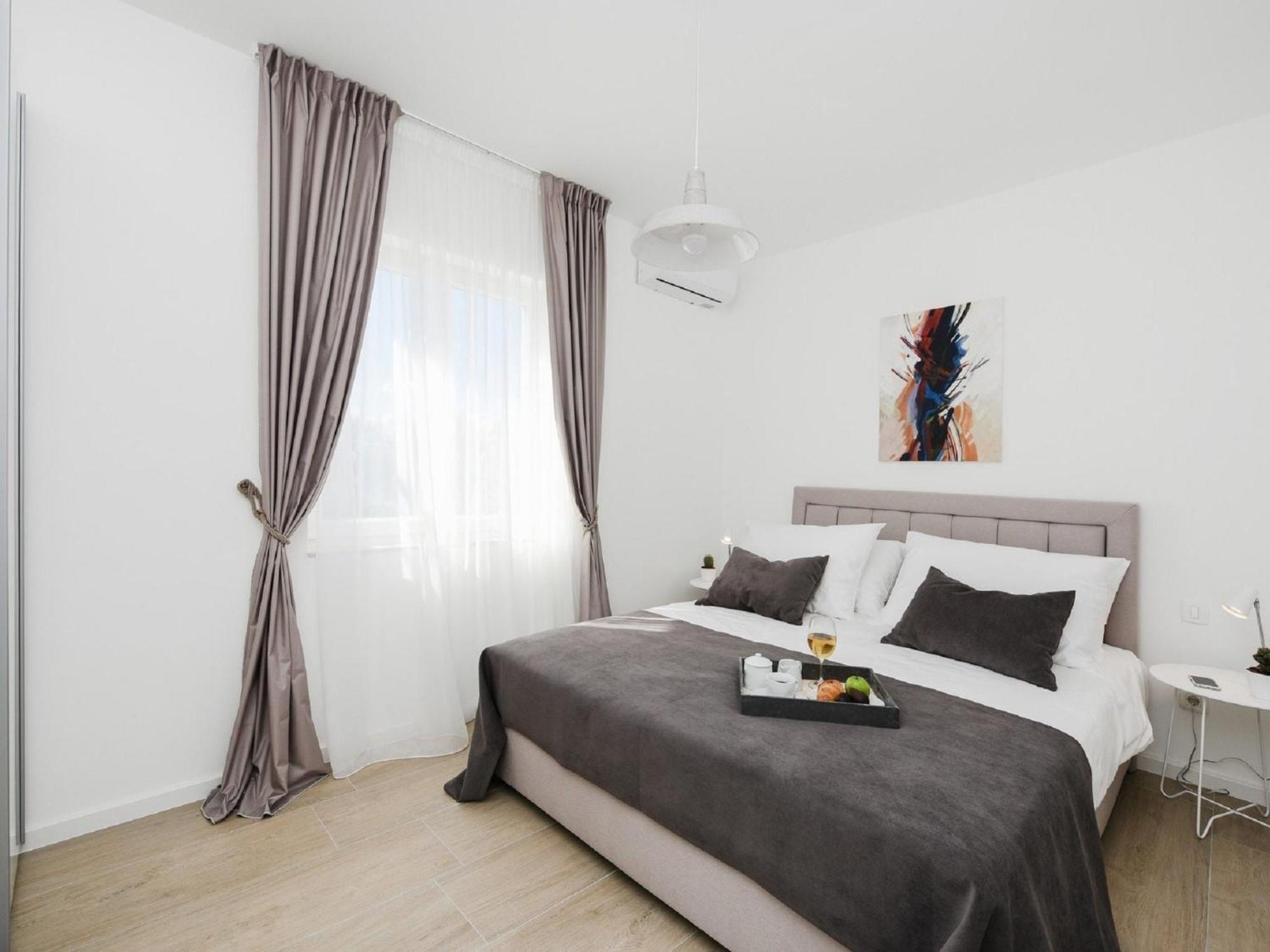 Modern Villa In Nin With Terrace ภายนอก รูปภาพ