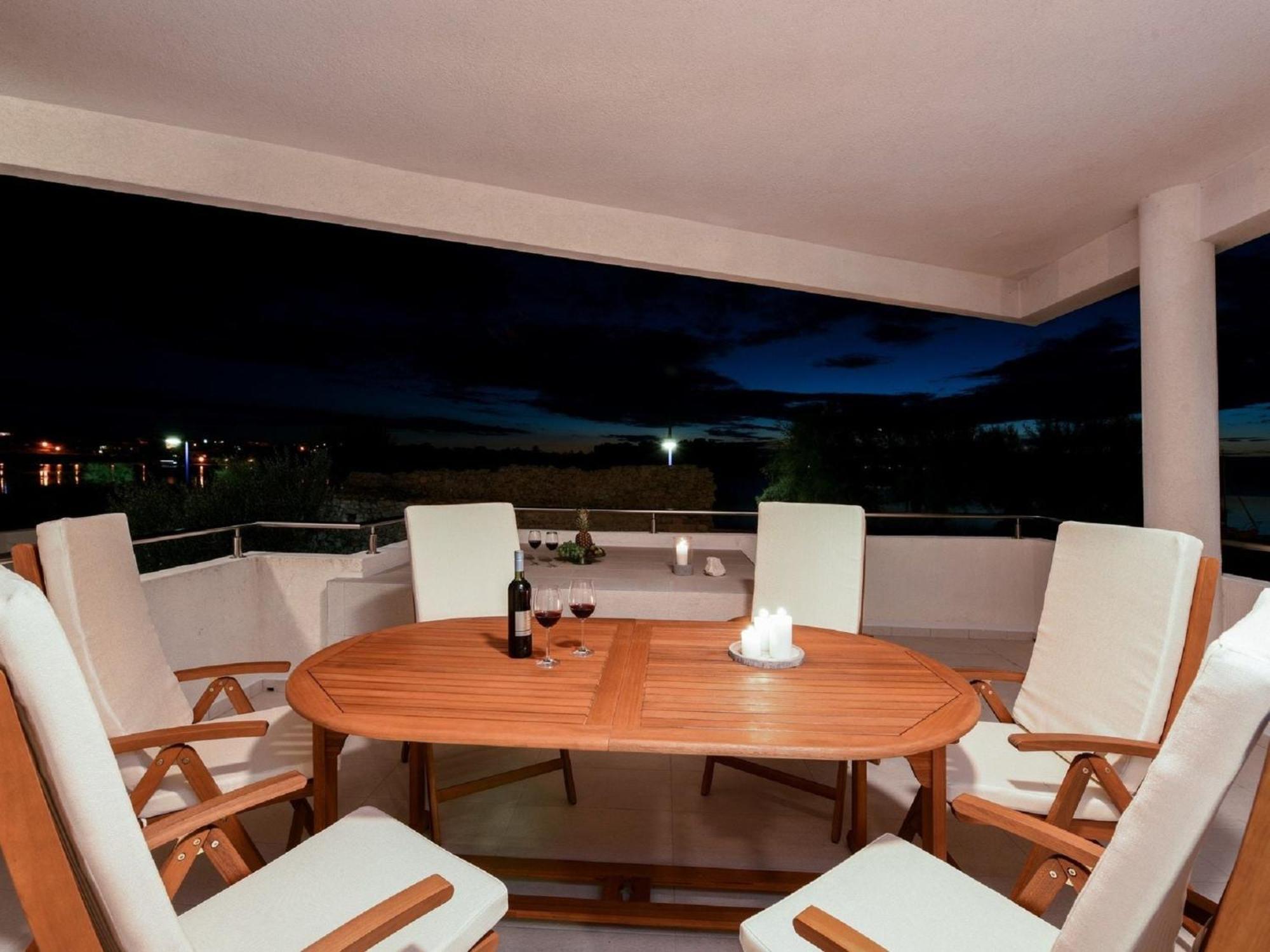 Modern Villa In Nin With Terrace ภายนอก รูปภาพ