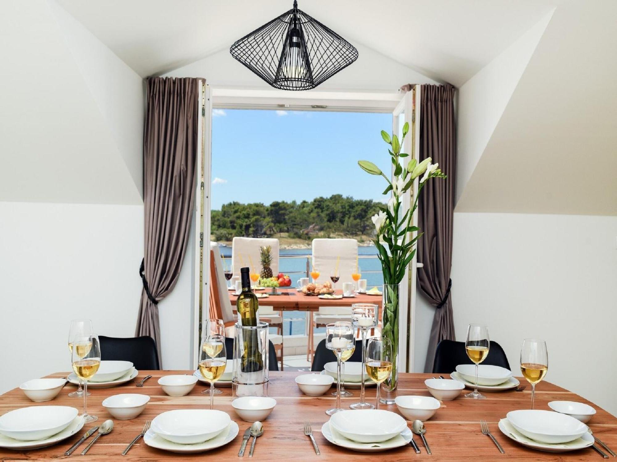 Modern Villa In Nin With Terrace ภายนอก รูปภาพ