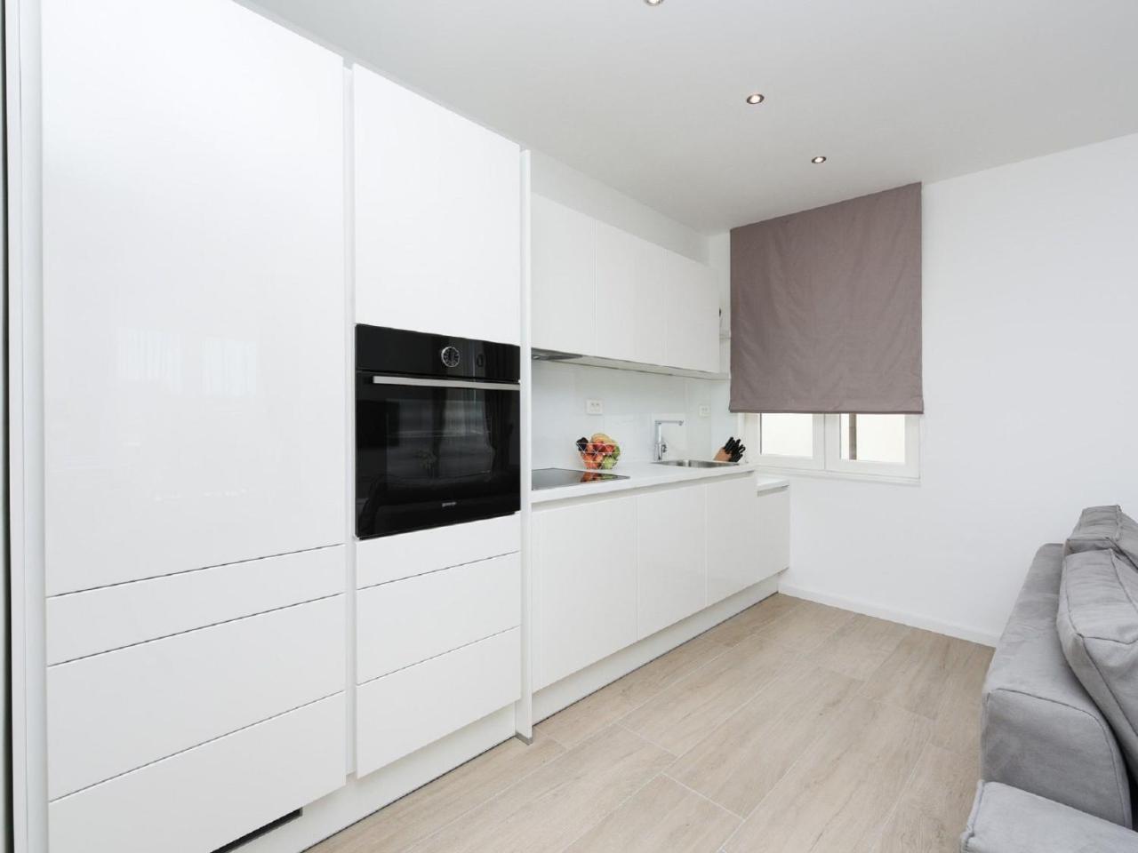 Modern Villa In Nin With Terrace ภายนอก รูปภาพ